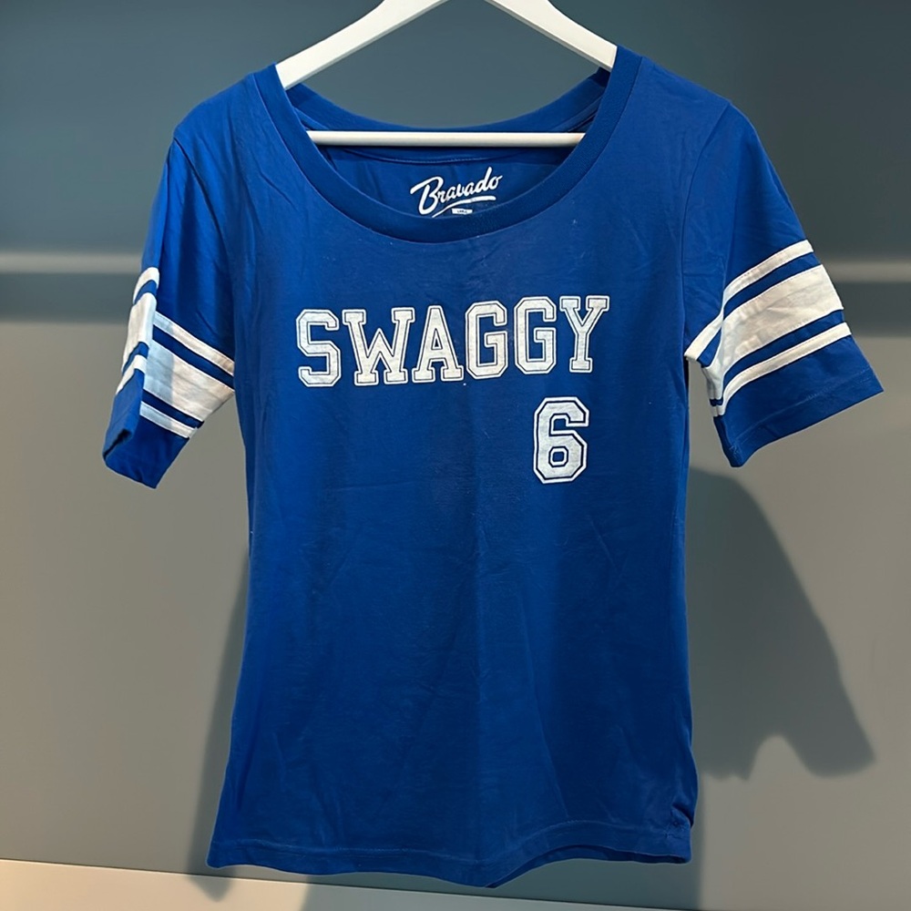 Vintage Justin Beiber Tshirt. Size large, fits medium. Blue/white. Two sided